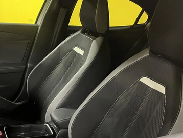 Image véhicule  Opel MOKKA (32)