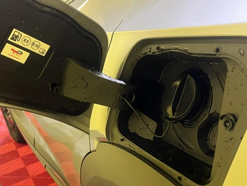 Image véhicule  Opel MOKKA (40)