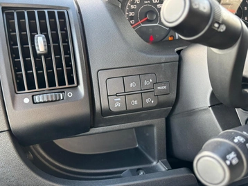 Image véhicule  Peugeot BOXER FOURGON (31)