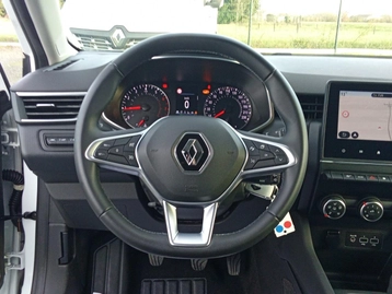 Image véhicule Renault CLIO (6) Image véhicule Renault CLIO (6)