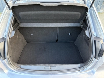 Image véhicule  Peugeot 208 (5)