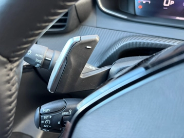 Image véhicule  Peugeot 208 (21)