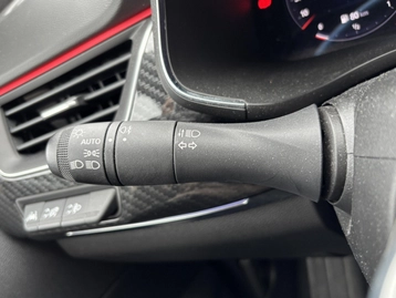 Image véhicule  Renault ARKANA (9)