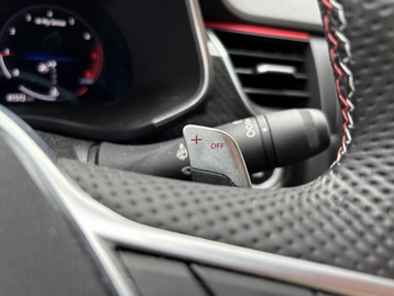 Image véhicule  Renault ARKANA (13)