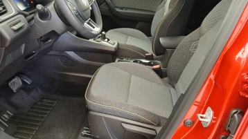Image véhicule  Renault CAPTUR (11)