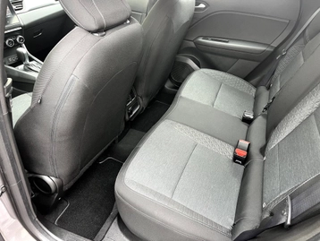 Image véhicule  Renault CAPTUR (9)