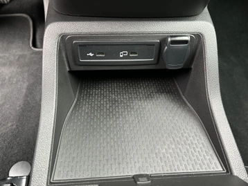 Image véhicule  Mercedes CLASSE T (27)
