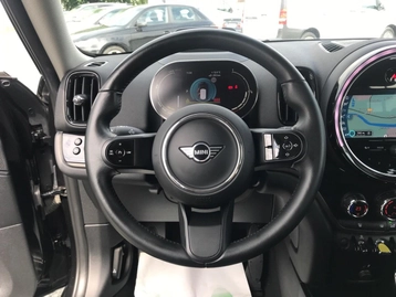 Image véhicule  Mini COUNTRYMAN (14)