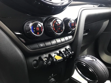 Image véhicule  Mini COUNTRYMAN (10)