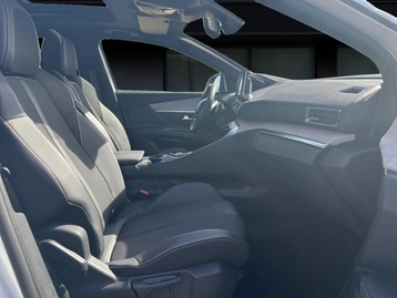 Image véhicule  Peugeot 3008 (14)