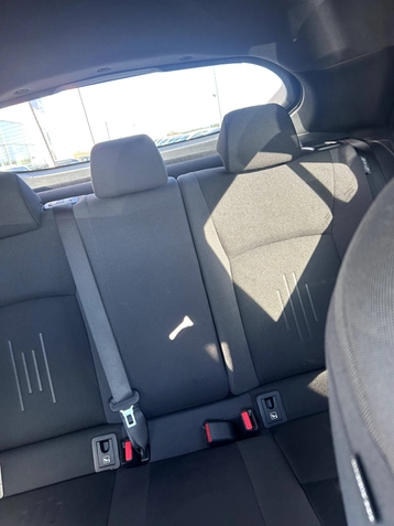 Image véhicule  Toyota C-HR (23)