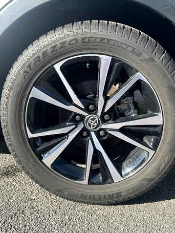 Image véhicule  Toyota C-HR (14)