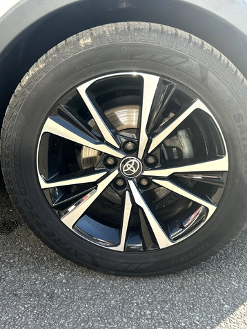 Image véhicule  Toyota C-HR (12)