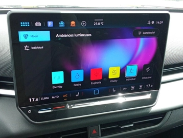 Image véhicule  Volkswagen T-ROC (43)