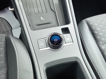 Image véhicule  Volkswagen T-ROC (15)