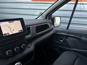 Image véhicule  Renault TRAFIC (21)