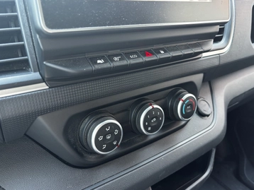 Image véhicule  Renault TRAFIC (18)