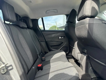 Image véhicule  Peugeot 208 (17)