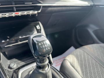 Image véhicule  Peugeot 208 (24)