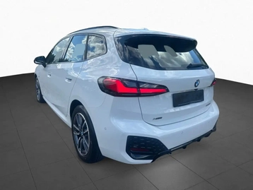 Image véhicule  BMW SERIE 2 ACTIVE TOURER U06 (5)