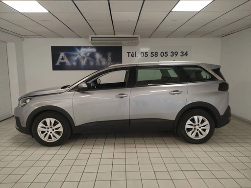 Image véhicule Peugeot 5008