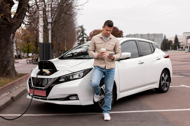 Nissan-leaf-recharge