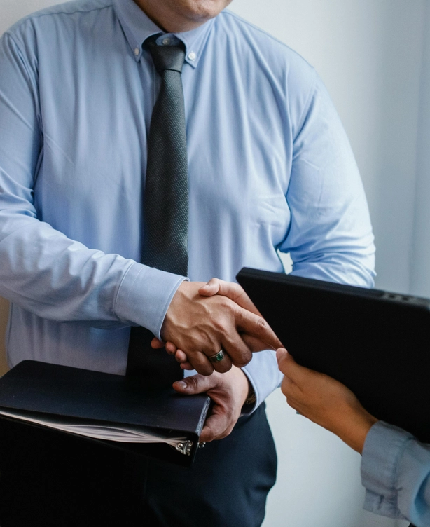poignee-de-main-validation-contrat.jpg