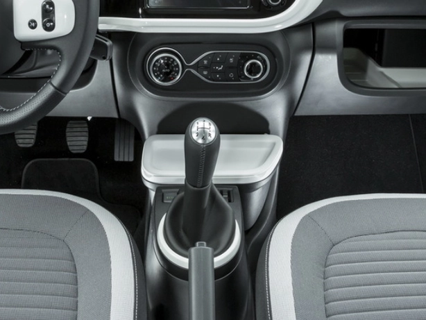 levier-de-vitesse-twingo