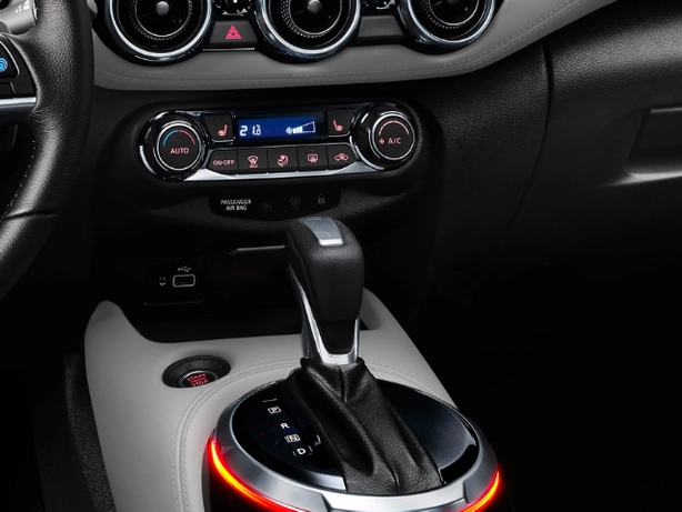 levier-de-vitesse-juke.png